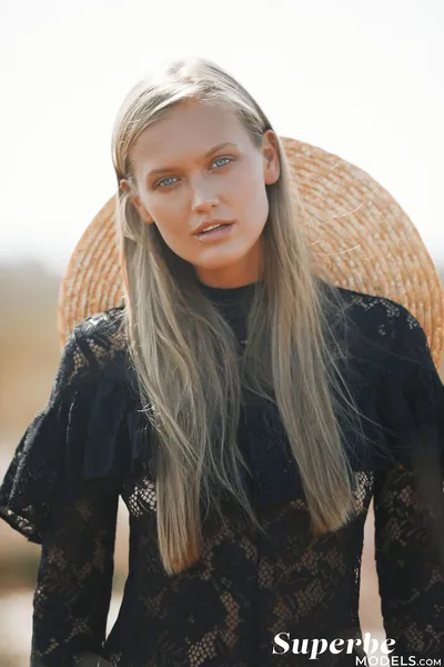 Анна